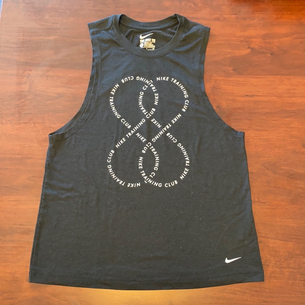 NIKE sleeveless top